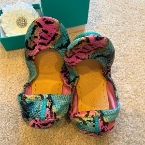 Tieks Electric Snake